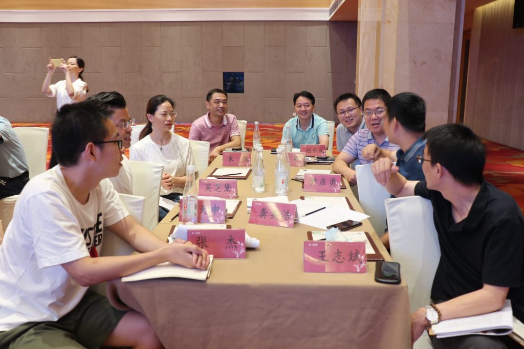 直面挑戰(zhàn) 開創(chuàng)未來 | 科信舉行2021年半年度經(jīng)營會議暨領導力提升培訓活動