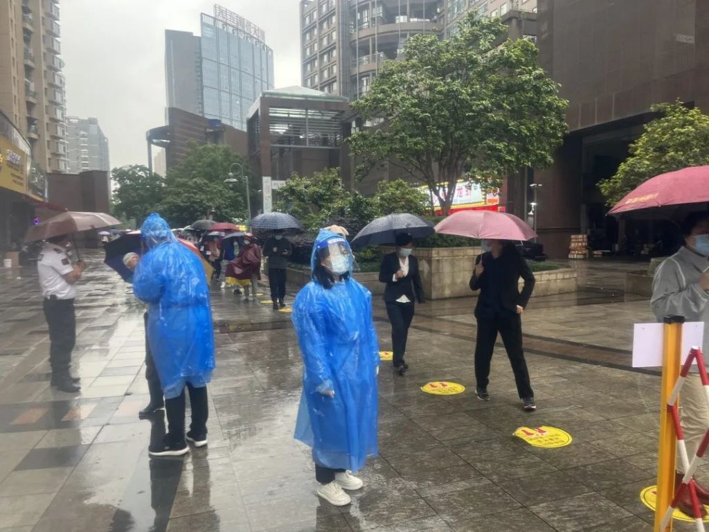 科信戰“疫”系列報道 | 抗“疫”一線黨旗揚，志愿服務顯擔當